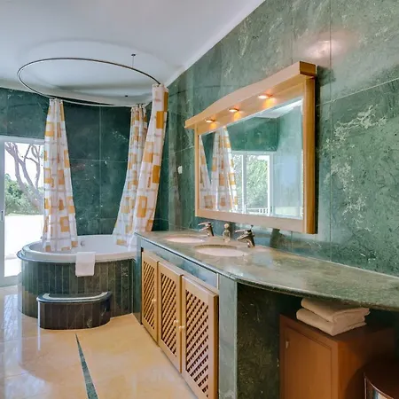 Onj Vilamoura Villa *