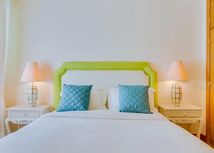 Onj Vilamoura Картейра