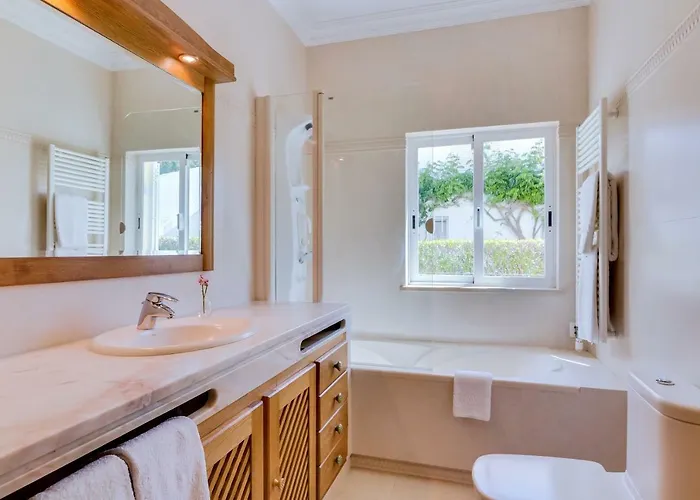 Onj Vilamoura Villa Quarteira